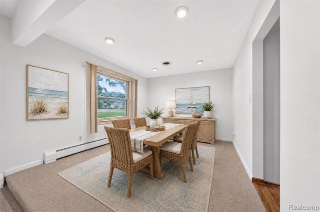 6611 Cottonwood Knoll Court, West Bloomfield, MI 48322