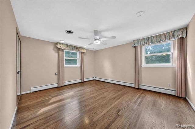 6611 Cottonwood Knoll Court, West Bloomfield, MI 48322