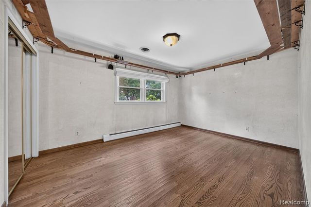 6611 Cottonwood Knoll Court, West Bloomfield, MI 48322