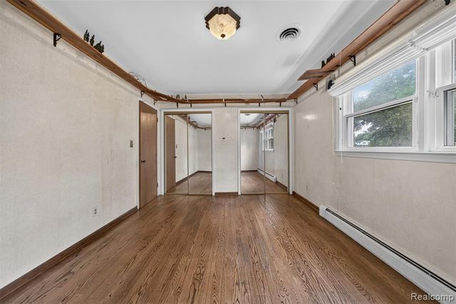 6611 Cottonwood Knoll Court, West Bloomfield, MI 48322