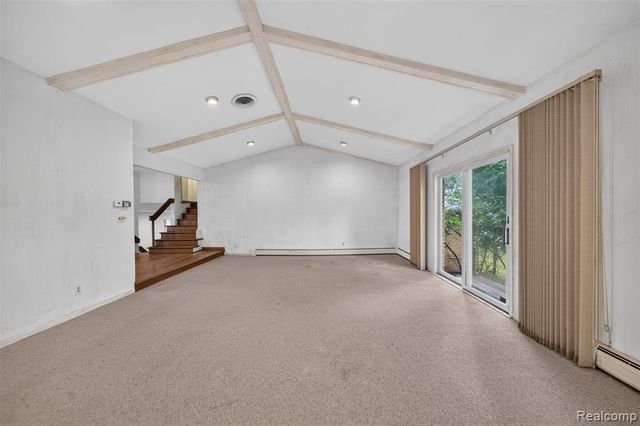 6611 Cottonwood Knoll Court, West Bloomfield, MI 48322