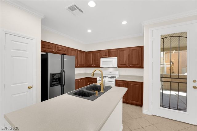 3628 Surfboard Court, Las Vegas, NV 89147