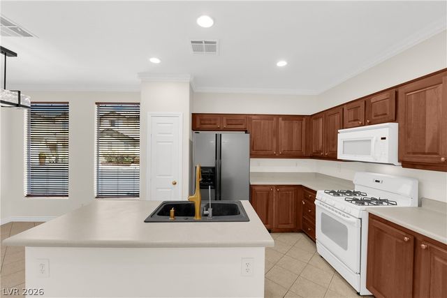 3628 Surfboard Court, Las Vegas, NV 89147