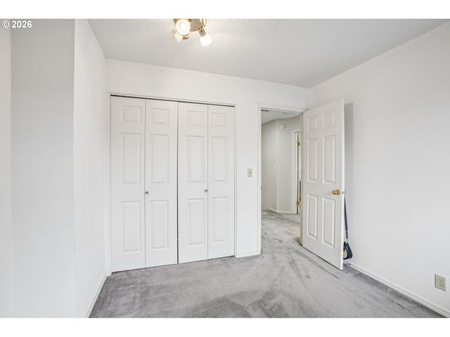 2133 Ne 166TH Dr, Portland, OR 97230