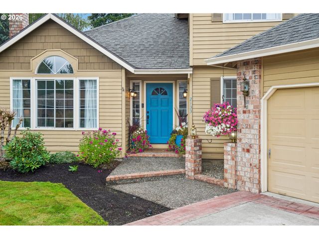 2133 Ne 166TH Dr, Portland, OR 97230