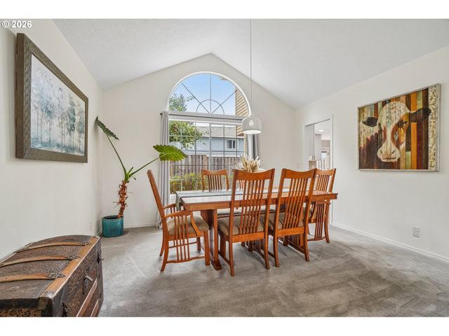 2133 Ne 166TH Dr, Portland, OR 97230