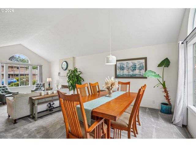 2133 Ne 166TH Dr, Portland, OR 97230