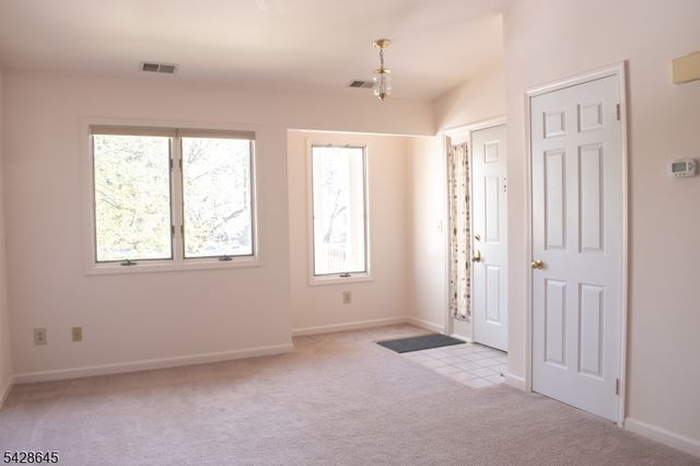 44 Westchester Ter, Clinton Twp., NJ 08801