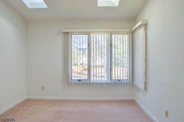 44 Westchester Ter, Clinton Twp., NJ 08801