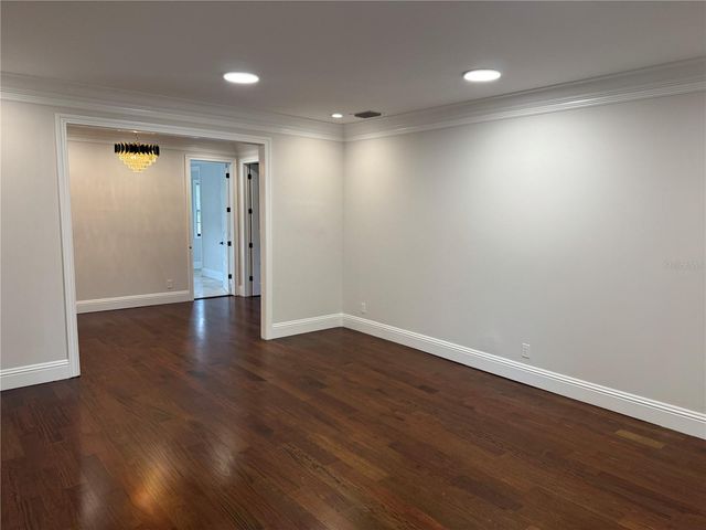 420 S ROYAL POINCIANA DRIVE, Tampa, FL 33609