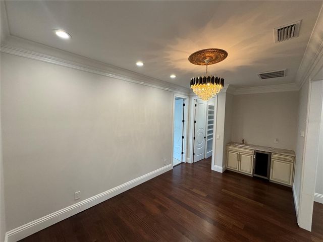 420 S ROYAL POINCIANA DRIVE, Tampa, FL 33609