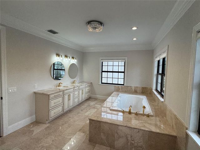 420 S ROYAL POINCIANA DRIVE, Tampa, FL 33609