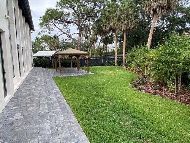 420 S ROYAL POINCIANA DRIVE, Tampa, FL 33609