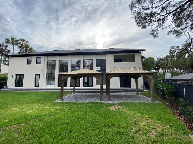 420 S ROYAL POINCIANA DRIVE, Tampa, FL 33609