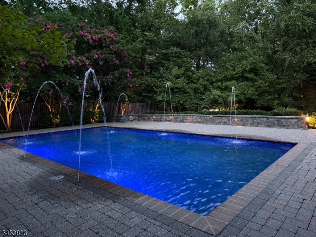 1460 Alps Rd, Wayne Twp., NJ 07470 — photo 2