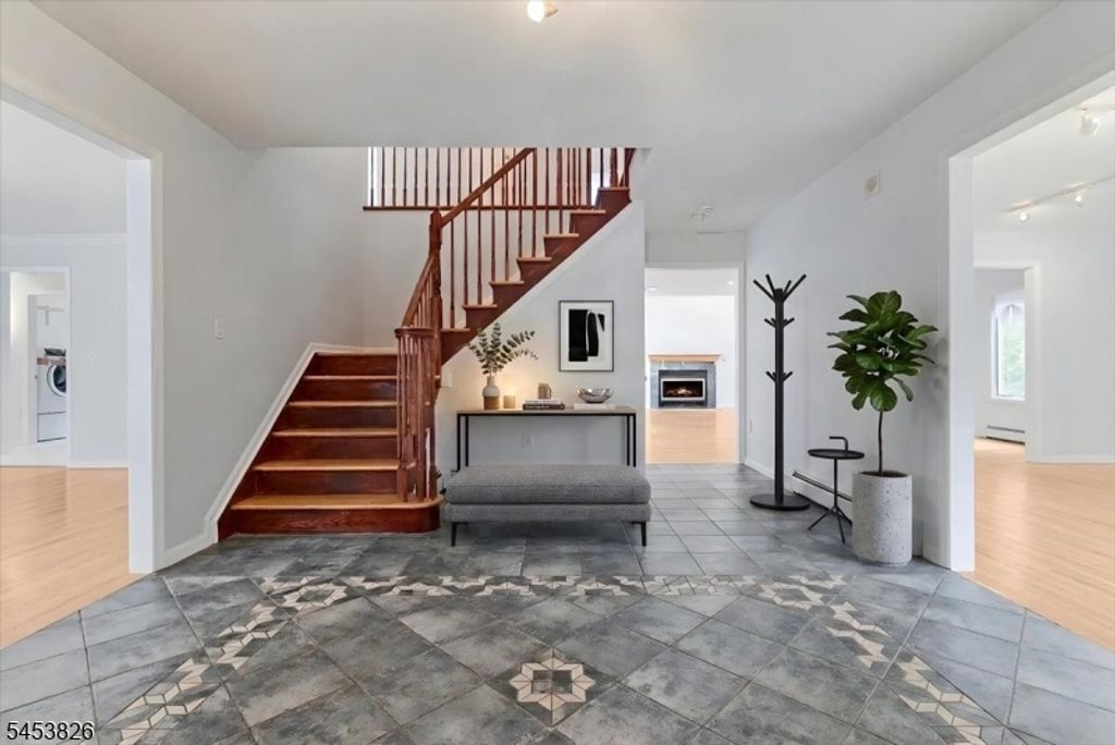 1460 Alps Rd, Wayne Twp., NJ 07470 — photo 4
