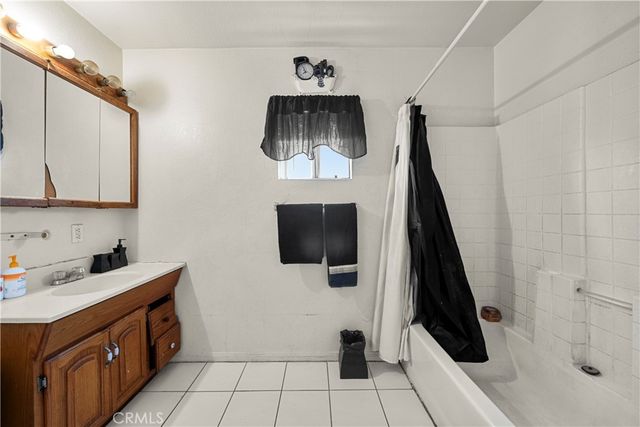 451 E 111th, Los Angeles, CA 90061