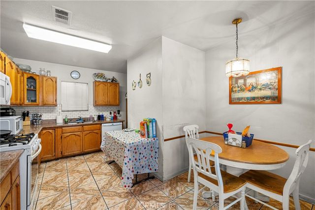 451 E 111th, Los Angeles, CA 90061
