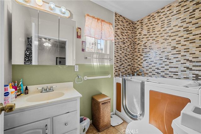 451 E 111th, Los Angeles, CA 90061