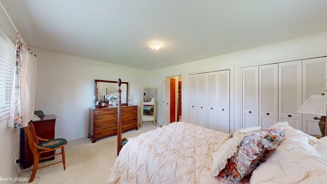 1331 Fieldway Drive, Bloomfield Hills, MI 48302