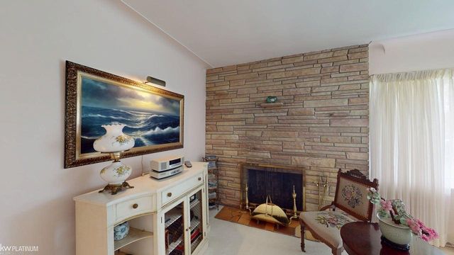 1331 Fieldway Drive, Bloomfield Hills, MI 48302