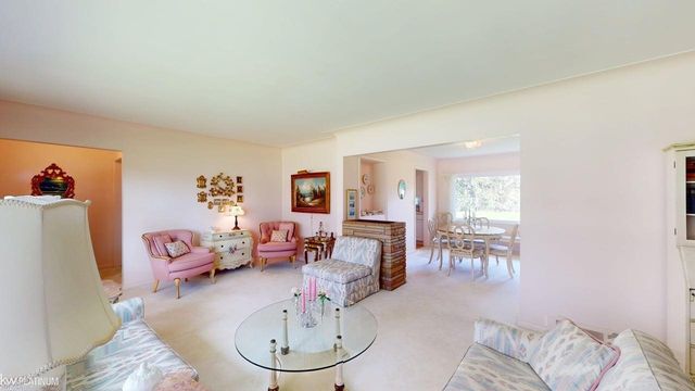1331 Fieldway Drive, Bloomfield Hills, MI 48302