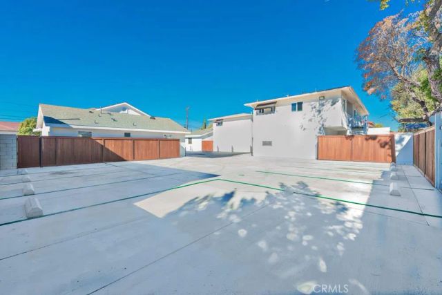555 N Olive Street B, Orange, CA 92867
