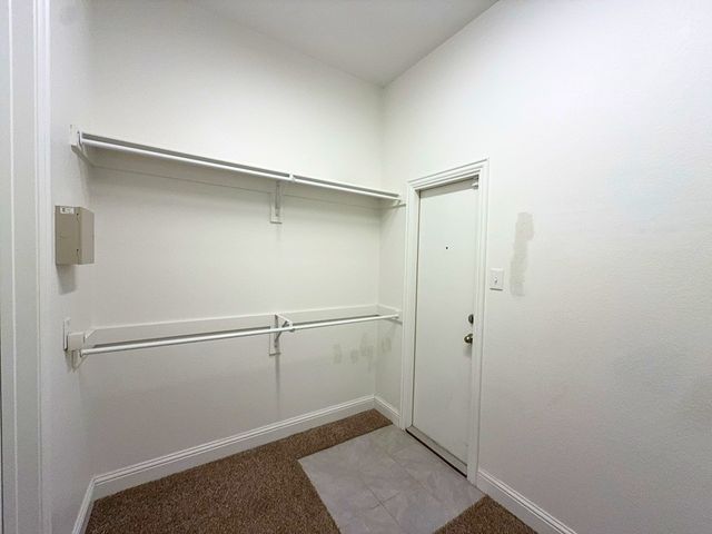 302 Julia Lane, Euless, TX 76040