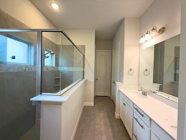 302 Julia Lane, Euless, TX 76040