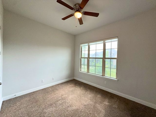302 Julia Lane, Euless, TX 76040