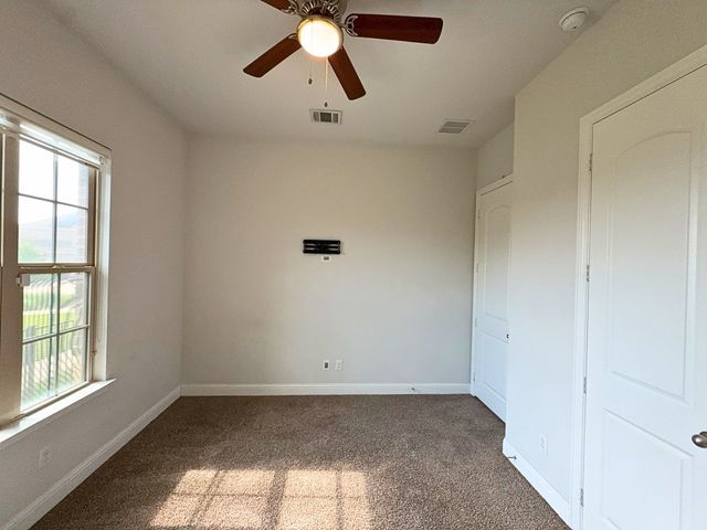 302 Julia Lane, Euless, TX 76040