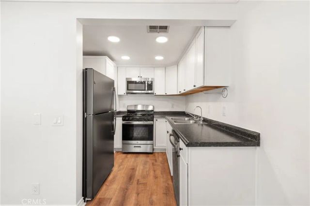 1346 E Hillcrest Drive 49, Thousand Oaks, CA 91362