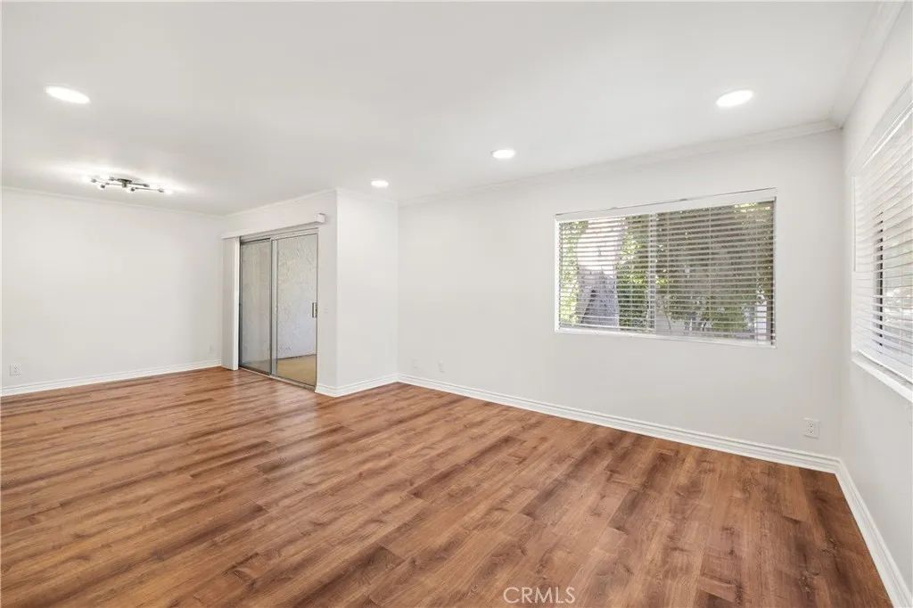 1346 E Hillcrest Drive 49, Thousand Oaks, CA 91362