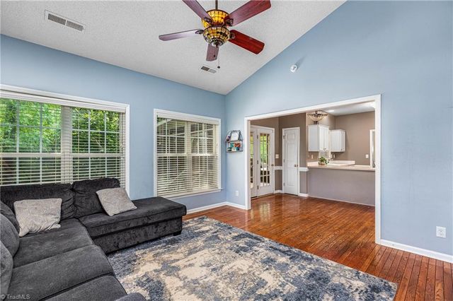 1515 Klompen Road, Kernersville, NC 27284