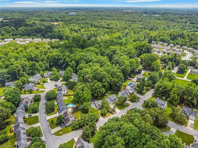 1515 Klompen Road, Kernersville, NC 27284