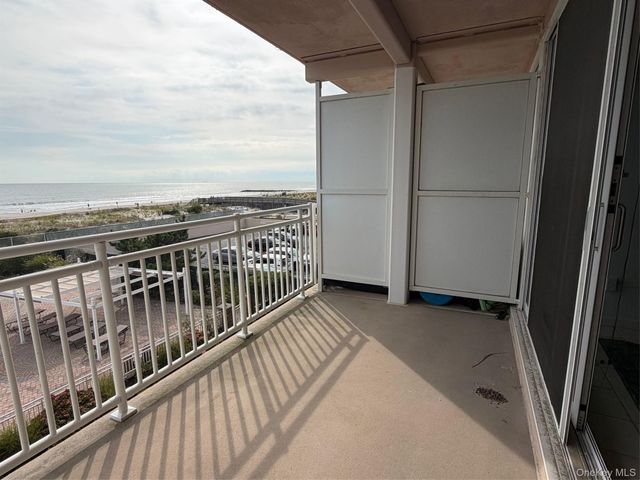 830 Shore Road 3Q, Long Beach, NY 11561
