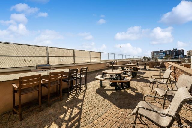 830 Shore Road 3Q, Long Beach, NY 11561
