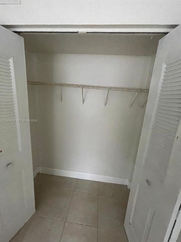 10773 Cleary Boulevard 103, Plantation, FL 33324