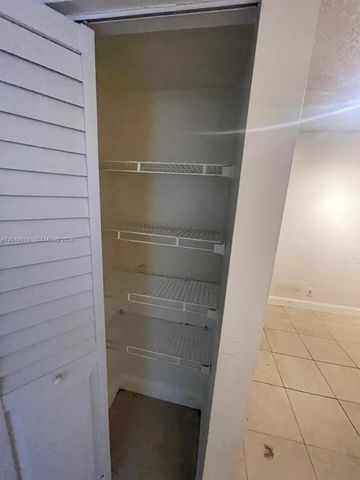 10773 Cleary Boulevard 103, Plantation, FL 33324