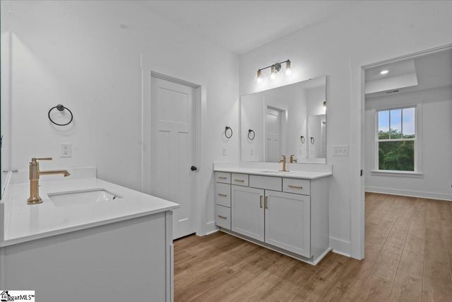 524 Winstone Trail, Woodruff, SC 29388