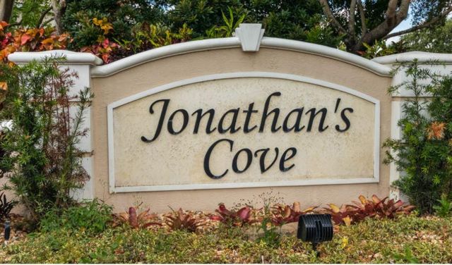 4799 PALMBROOKE Circle, West Palm Beach, FL 33417