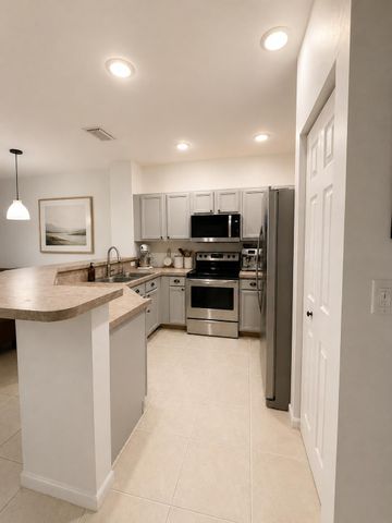 4799 PALMBROOKE Circle, West Palm Beach, FL 33417