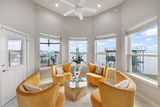 241 Loon Bay Drive, Gun Barrel City, TX 75156