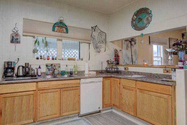 903 W 11th Street, Medford, OR 97501