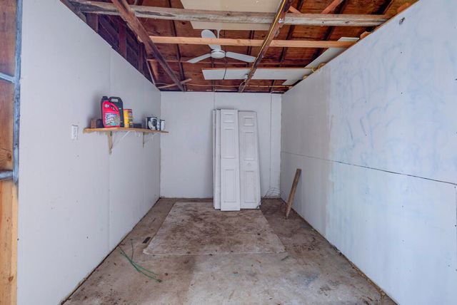 903 W 11th Street, Medford, OR 97501