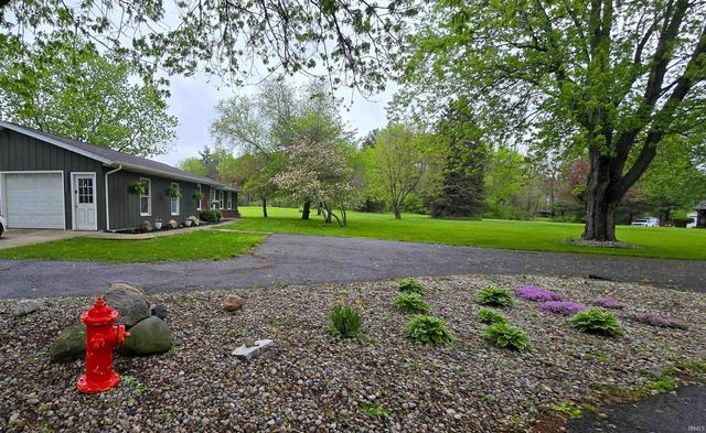 2013 E Wallace Road, Kendallville, IN 46755