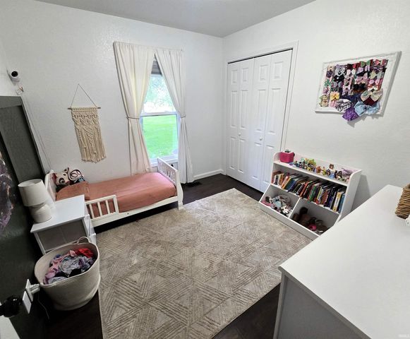 2013 E Wallace Road, Kendallville, IN 46755