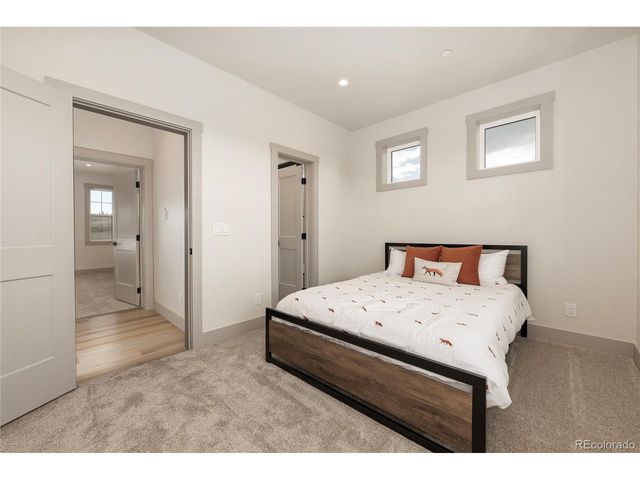 231 Eagle Ridge Cir, Granby, CO 80446