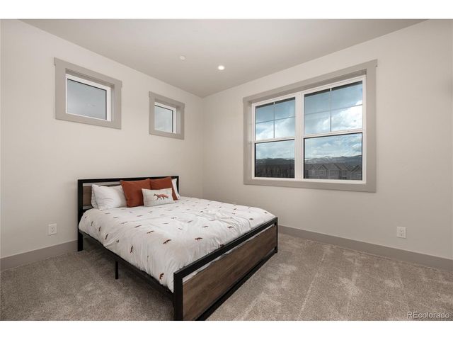 231 Eagle Ridge Cir, Granby, CO 80446