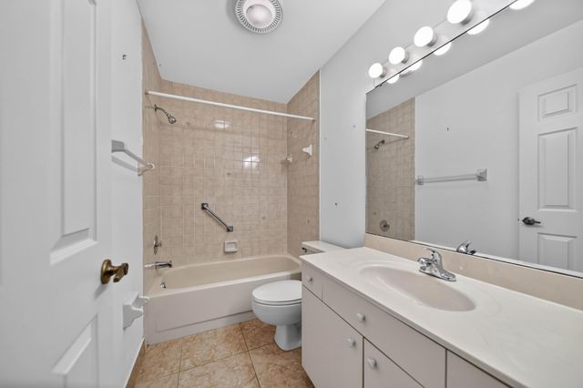 2738 SE Tropical East Circle, Port St. Lucie, Port St Lucie, FL 34952